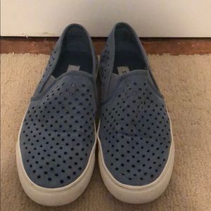 Steve Madden Zarayy Slip Ons